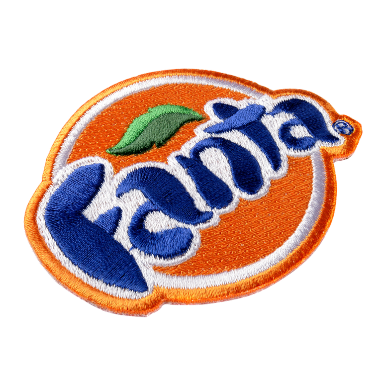 Vrijstaand geborduurd embleem in oranje en blauw met ronde vorm
